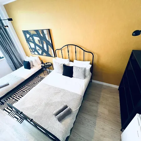 Hostel Luxury Location Of Lisbon, Next Attractions *