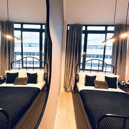 Auberge de jeunesse Luxury Location Of Lisbon, Next Attractions